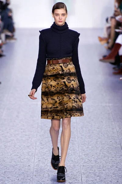 Look 26